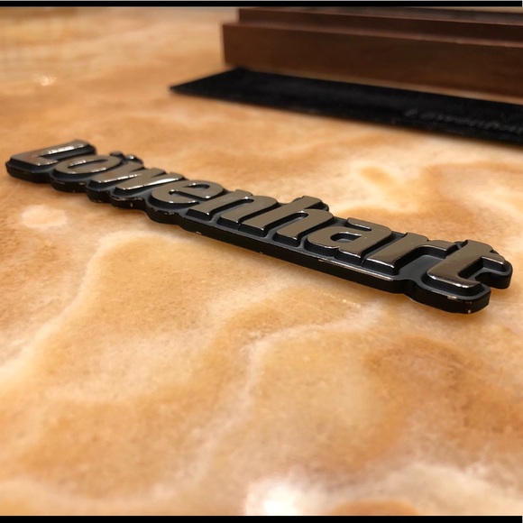 Lowenhart Wheels Metal Chrome Badge New Old Stock - Picture 5 of 5